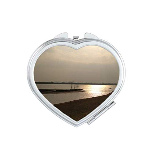 Dusk Beach Photography Mirror Heart Portable Hand Pocket Makeup