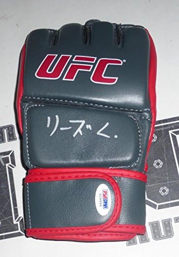 Liz Carmouche assinou o autógrafo de luvas UFC 157 em japonês PSA/DNA COA Auto R MMA - luvas UFC autografadas