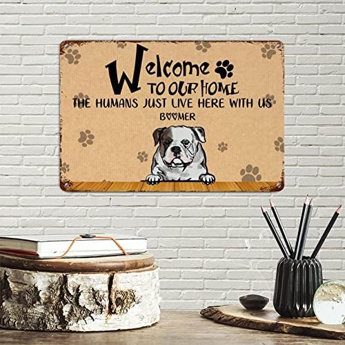 Alioyoit inglês Bulldog Nome de cachorro personalizado é bem -vindo à nossa casa Funny Dog Metal