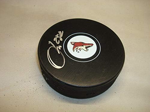 Oliver Ekman -Larsson assinou o Arizona Coyotes Hockey Puck autografado 1b - Pucks NHL autografados